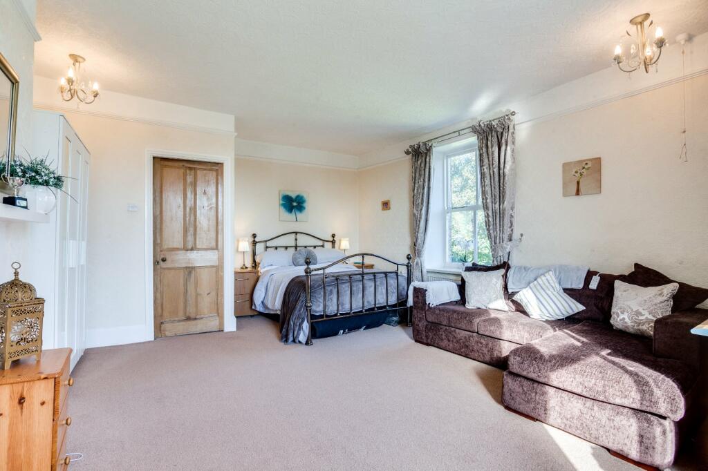 Additional property image - Springfield Terrace, Scholes, BD19