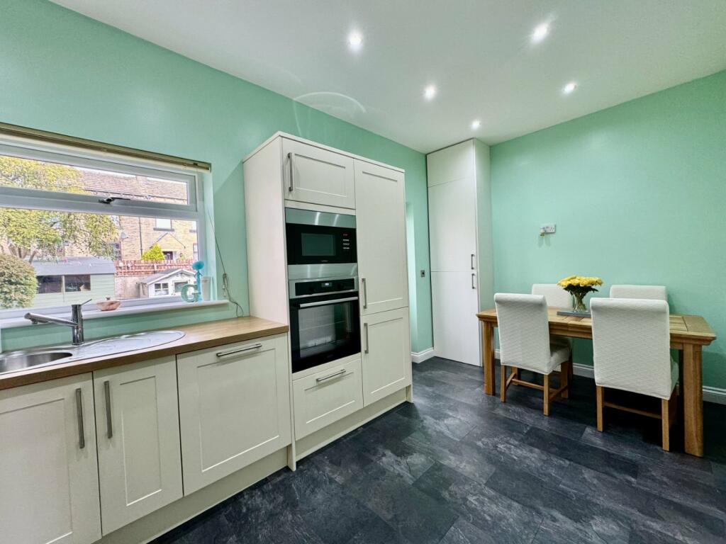 Additional property image - Cleckheaton Road, Oakenshaw, BD12