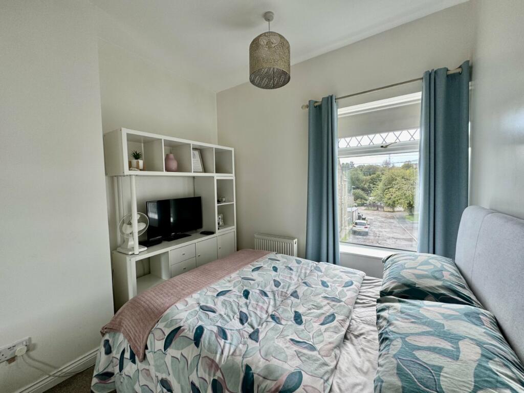 Additional property image - Cleckheaton Road, Oakenshaw, BD12