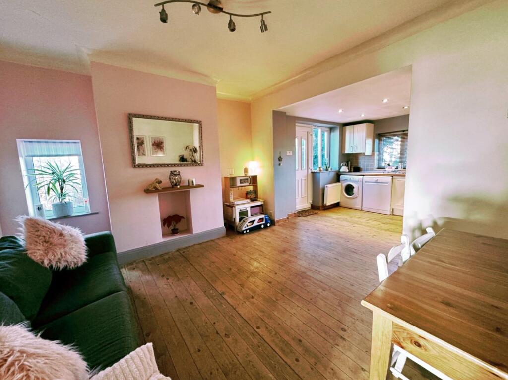 Additional property image - Mill Lane, Birkenshaw, BD11