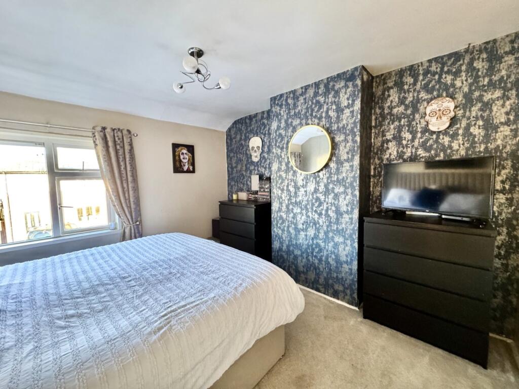Additional property image - Shirley Parade, Gomersal, BD19