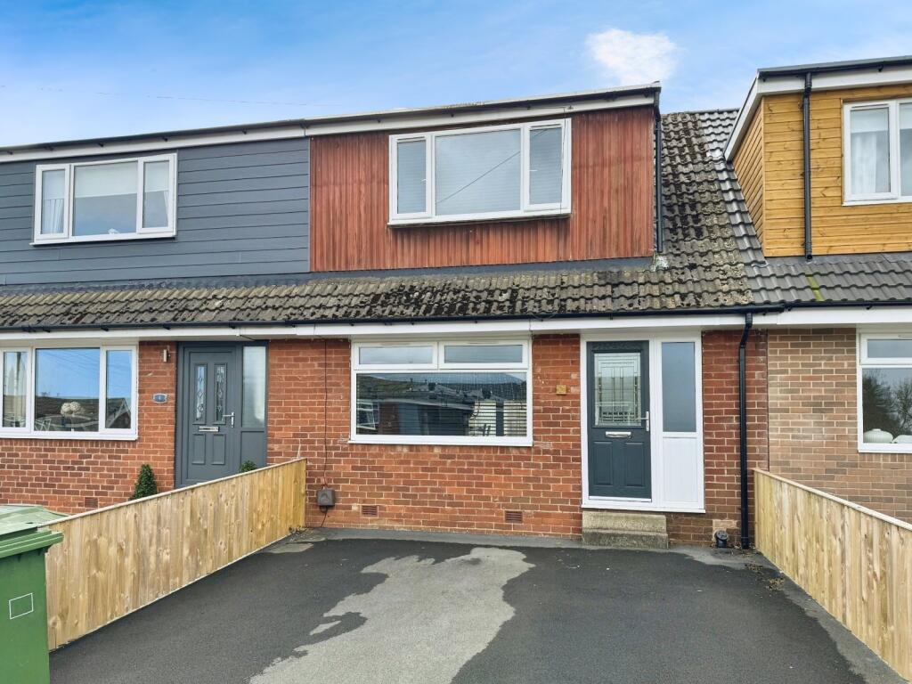 Main image of property: Kenmore View, Cleckheaton, BD19