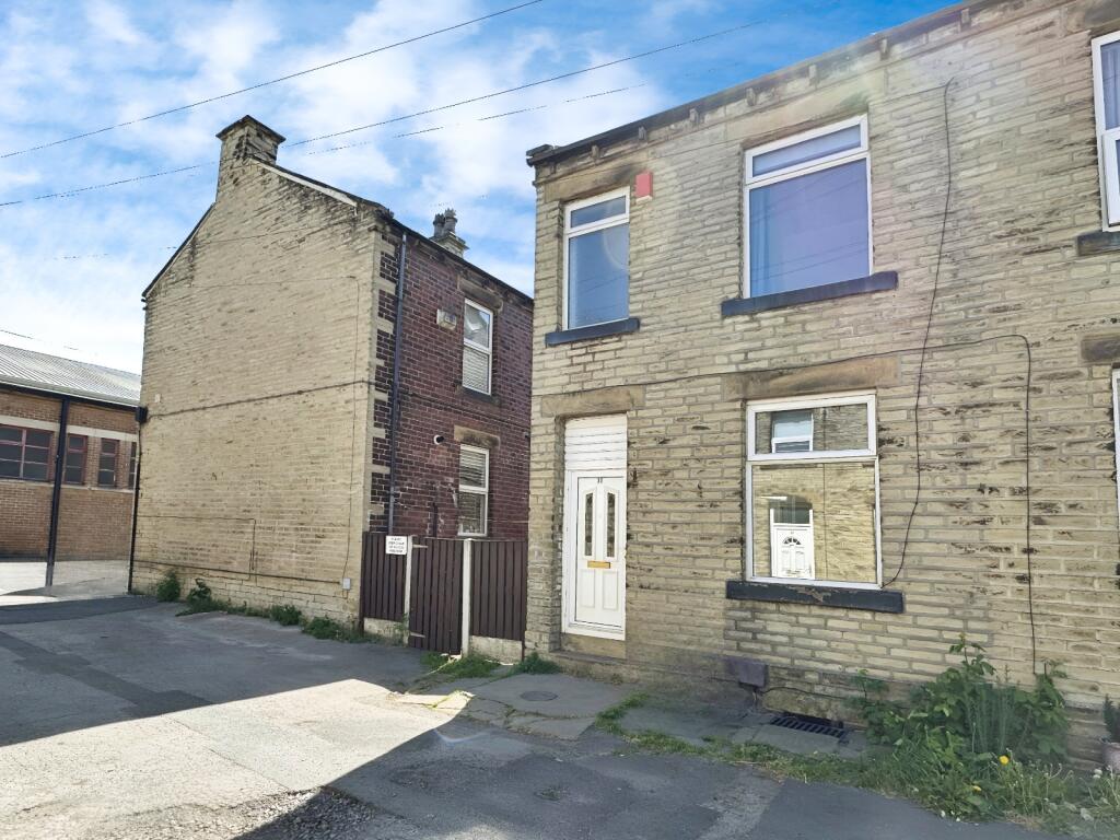 Main image of property: Heaton Street, Cleckheaton, West Yorkshire, BD19