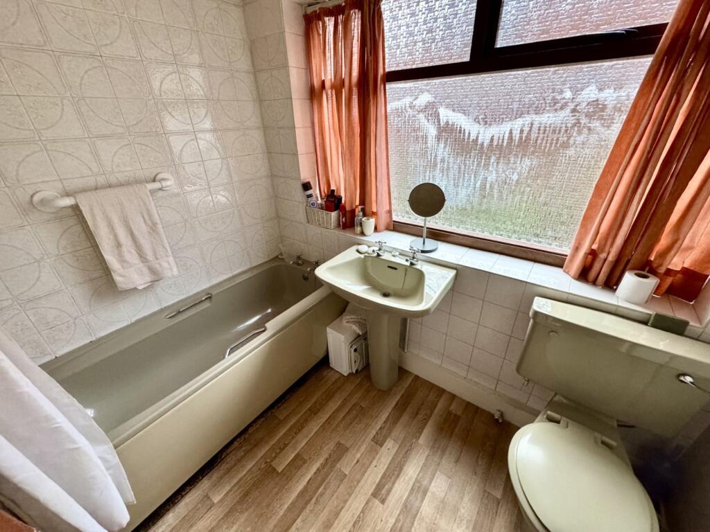 Additional property image - Scholes Lane, Scholes, Cleckheaton, BD19
