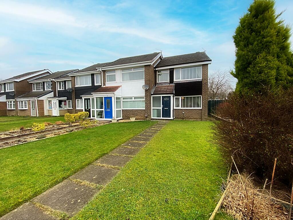 3 bedroom terraced house for sale in Brookland Drive, Killingworth, NE12