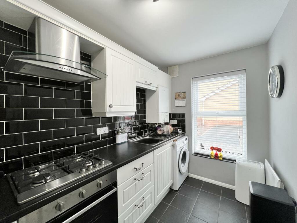 2 bedroom semidetached house for sale in Gardner Park, North Shields, NE29