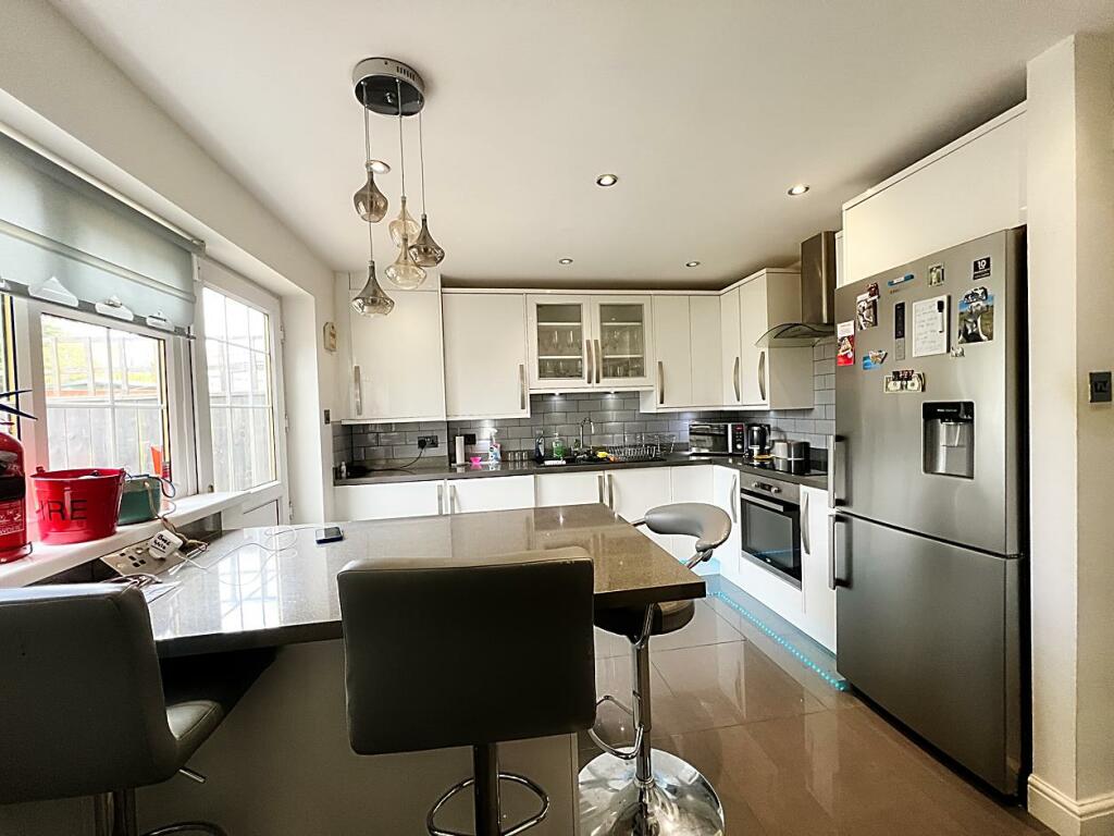 3 bedroom semidetached house for sale in Chelford Close, Hadrian Park