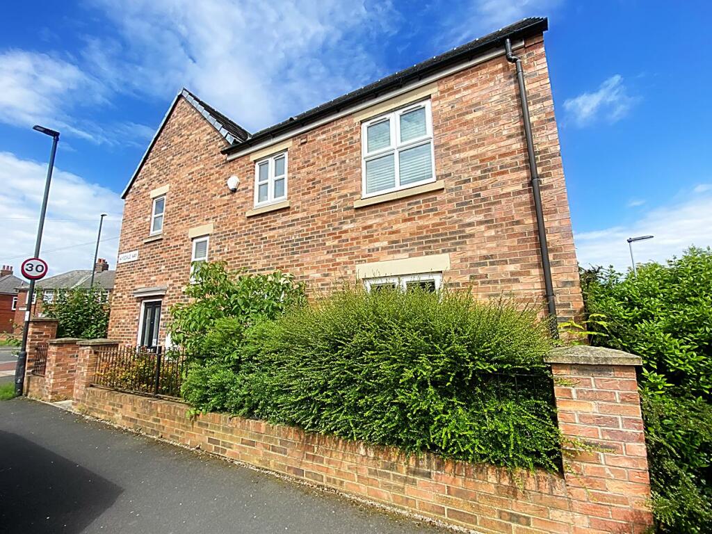 3 bedroom terraced house for sale in Wyedale Way, Walkergate, NE6