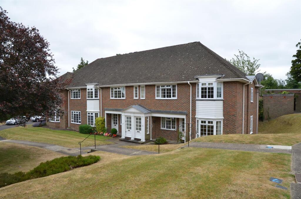 Main image of property: Firgrove Court, Farnham, GU9 7QD