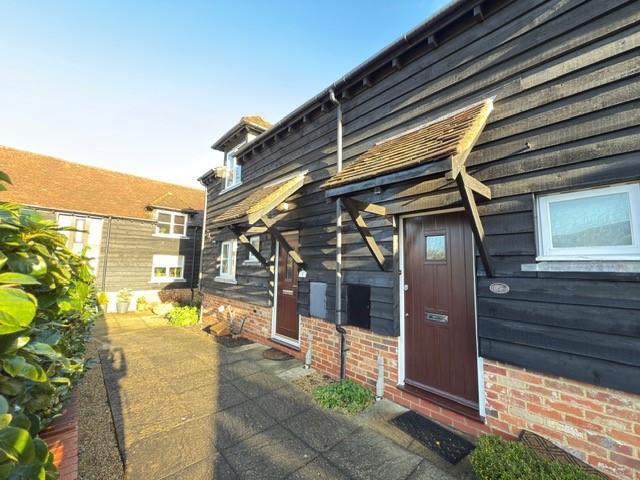 Main image of property: Barncroft, Farnham, GU9 8RU