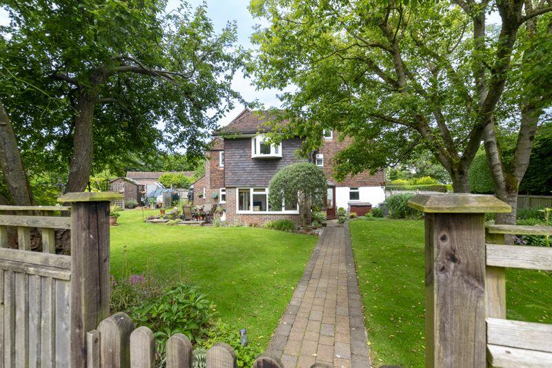 4 bedroom semidetached house for sale in Eastbourne Road, Halland, BN8