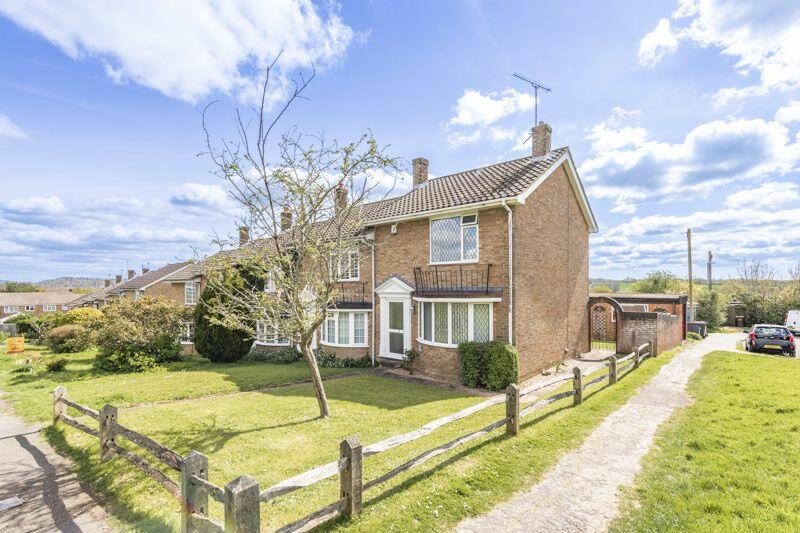 2 bedroom end of terrace house for sale in Tower Ride, Uckfield, TN22