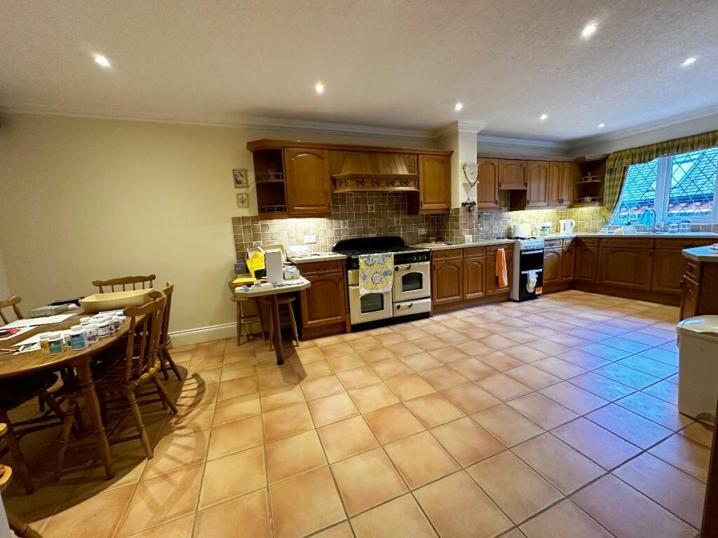 Additional property image - Dove House Lane, Solihull