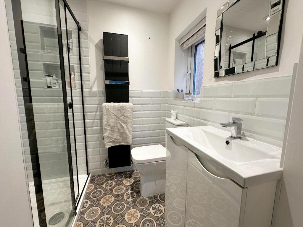 Additional property image - Priors Grove Close, Chase Meadow, Warwick