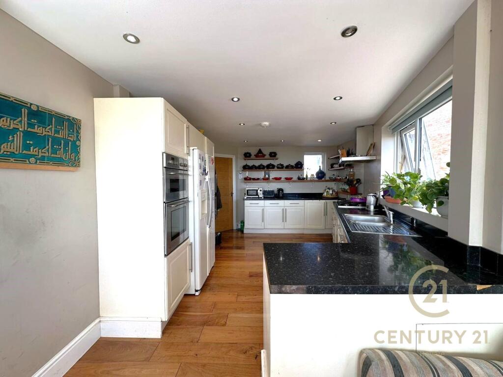 Additional property image - Telscombe Cliffs Peacehaven BN10