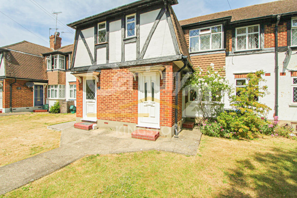 2 bedroom flat for sale in Tudor Drive, Kingston upon Thames, Surrey, KT2