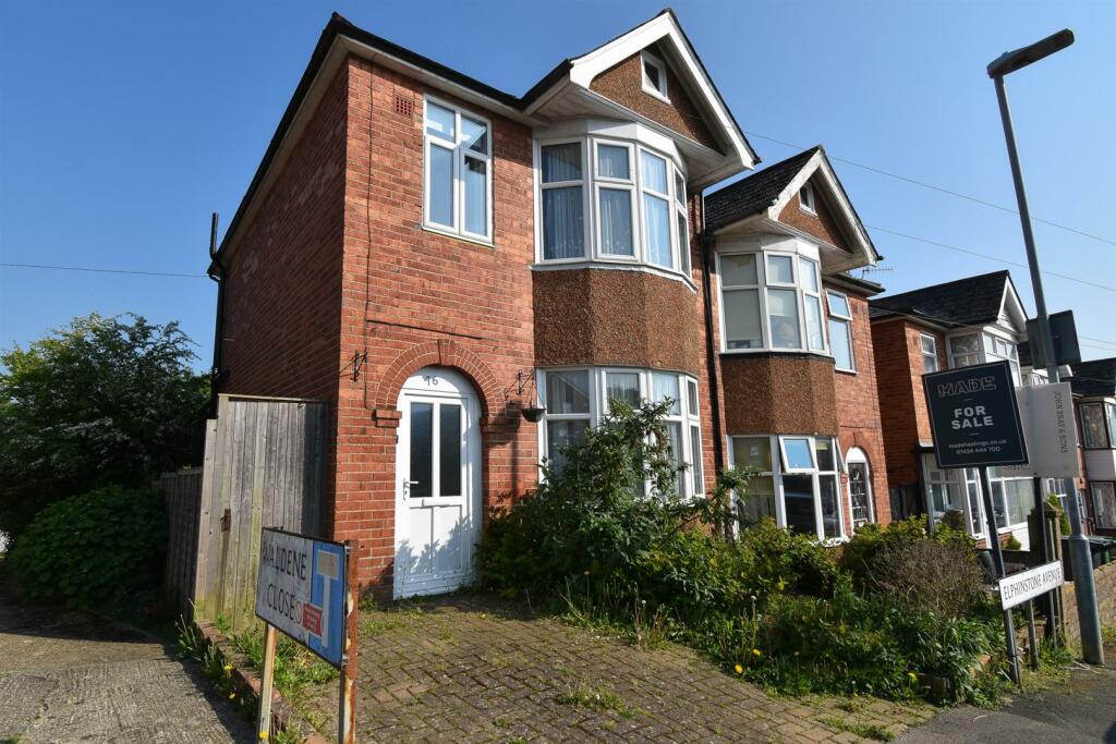 3 bedroom semidetached house for sale in Elphinstone Avenue, Hastings