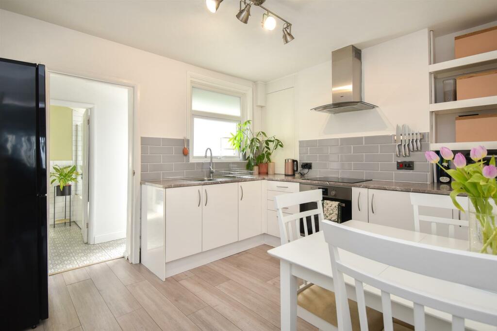 2 bedroom terraced house for sale in Winchelsea Road, Hastings, TN35