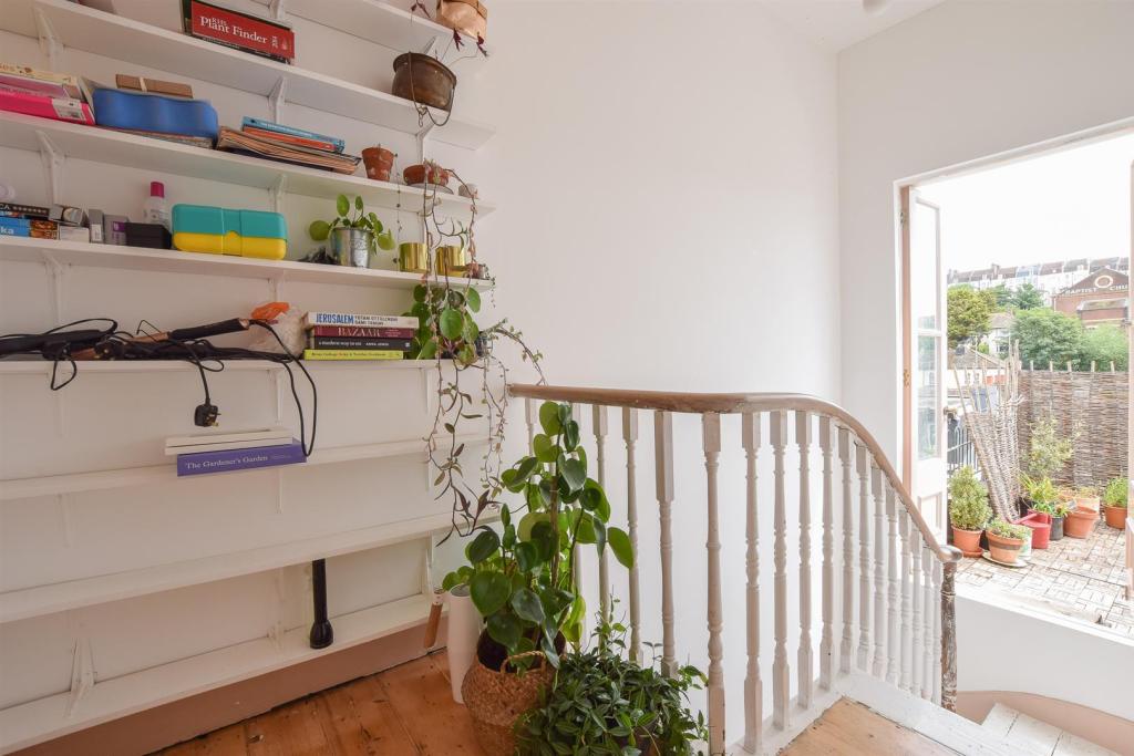 2 bedroom flat for sale in Alexandra Road, St. LeonardsOnSea, TN37