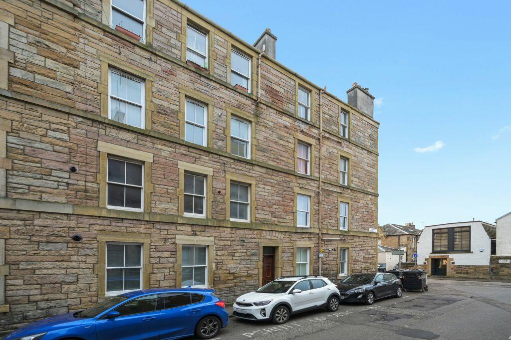 1 bedroom flat for sale in 2 (2F2), Sciennes House Place, Newington