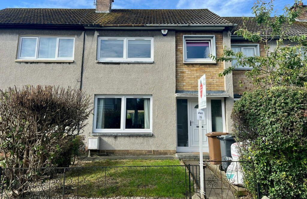 3 bedroom terraced house for sale in 92 Mountcastle Crescent