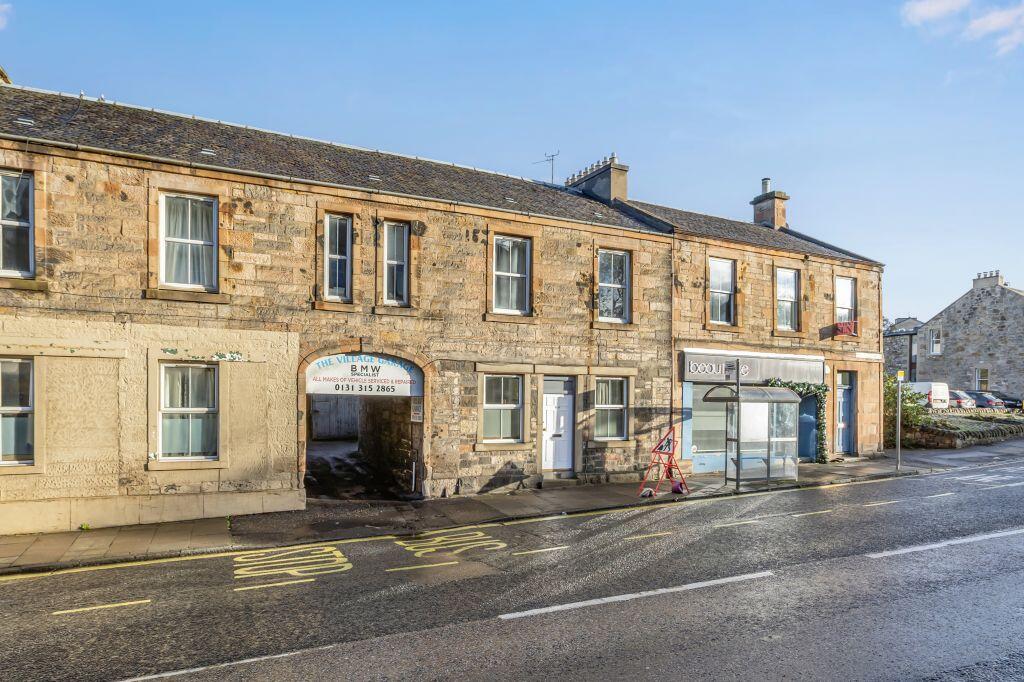 Main image of property: 204 Queensferry Road, Blackhall, Edinburgh, EH4 2BN