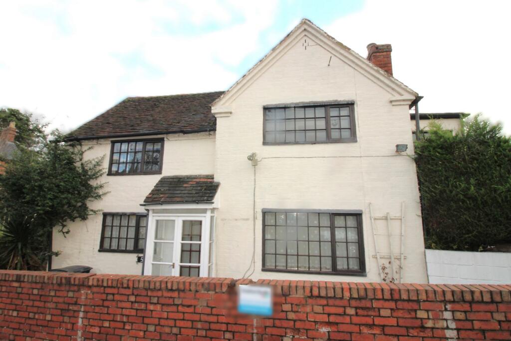 3 bedroom detached house for sale in Mitton Street, Stourport on Severn, DY13