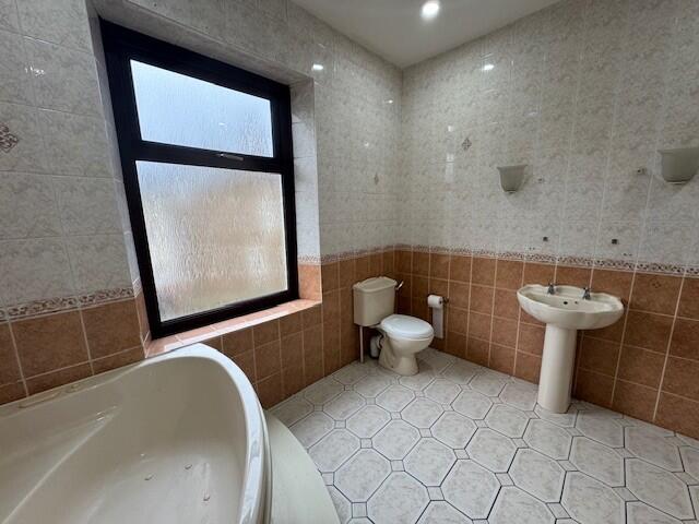 Additional property image - Burnley Road, Cliviger, BB10
