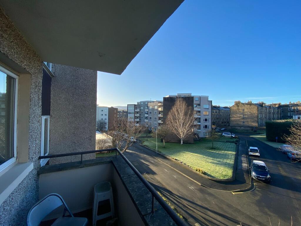 Falcon Court, Morningside, Edinburgh, EH10
