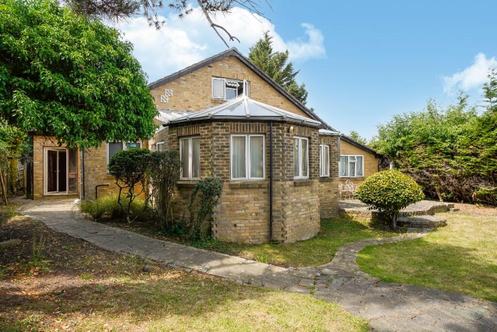 Main image of property: The Glade, Croydon, London, CR0