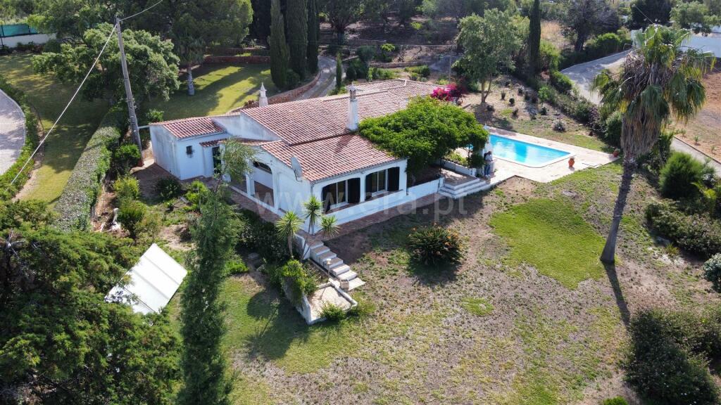 Main image of property: Algarve, Carvoeiro
