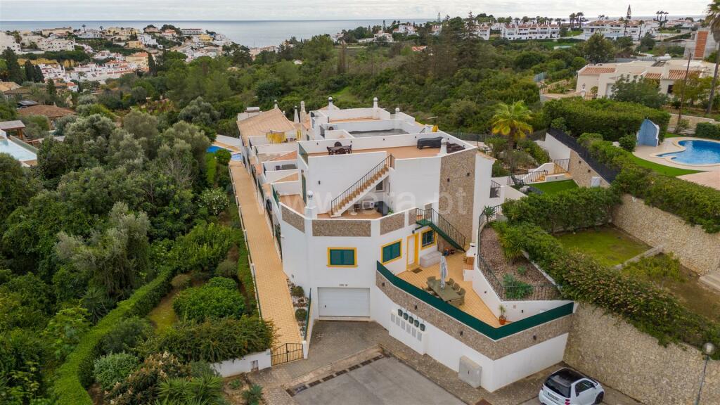 Main image of property: Algarve, Carvoeiro
