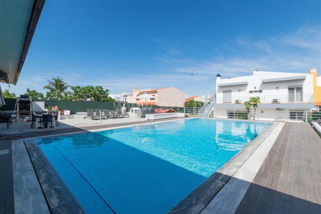 Main image of property: Algarve, Parchal