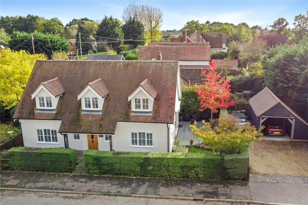 3 bedroom detached house for sale in Dedham Meade, Dedham, Colchester