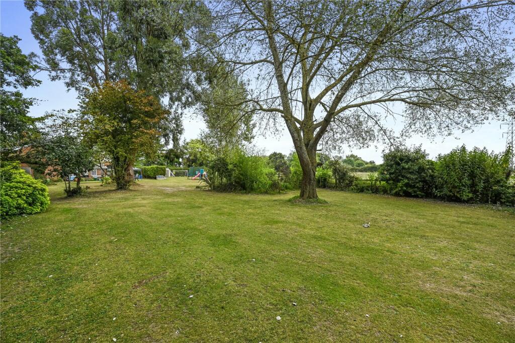 Additional property image - Waterhouse Lane, Ardleigh, Colchester, Essex, CO7