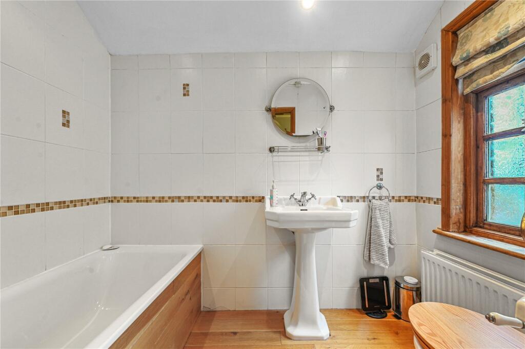 Additional property image - Waterhouse Lane, Ardleigh, Colchester, Essex, CO7