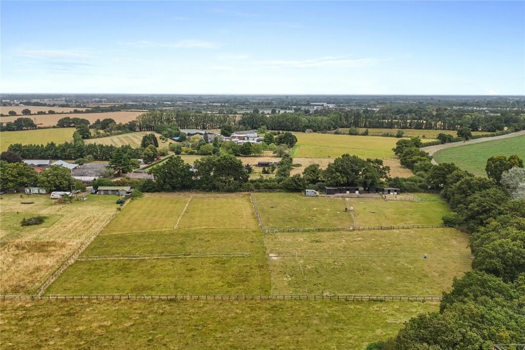 Additional property image - Waterhouse Lane, Ardleigh, Colchester, Essex, CO7