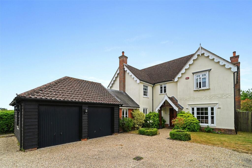 5 bedroom detached house for sale in Heath Road, East Bergholt