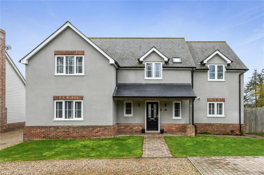 4 bedroom detached house for sale in Heath Road, Tendring, ClactononSea, Essex, CO16