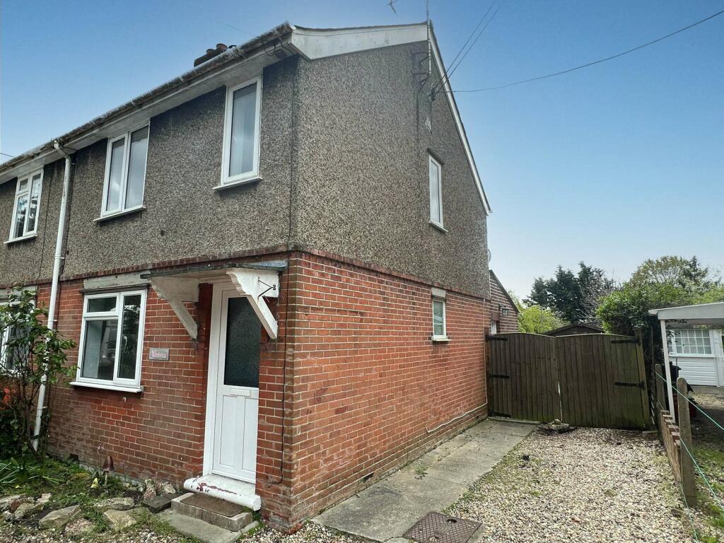 3 bedroom semidetached house for sale in Wignall Street, Lawford