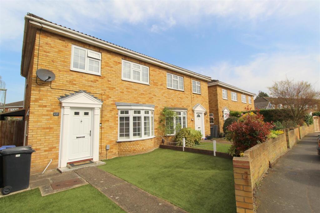 Main image of property: High Road, Byfleet, West Byfleet