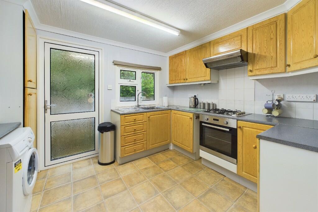 2 bedroom park home for sale in Holly Lodge, Lower Kingswood, KT20