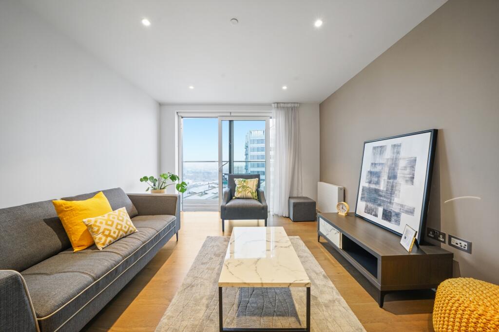 Main image of property: Raglan House