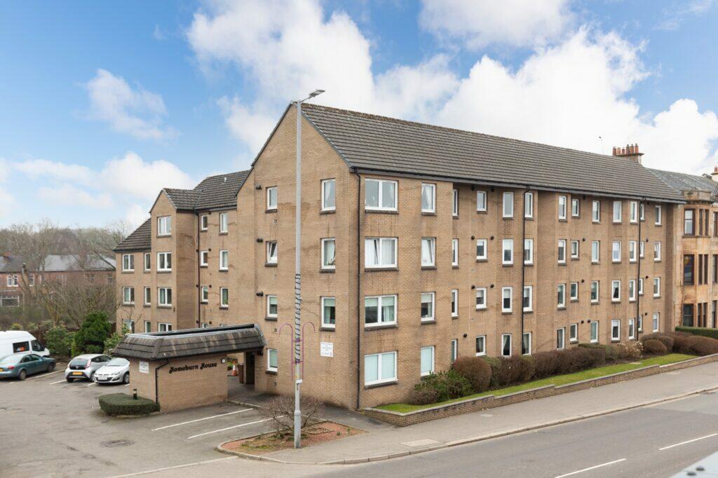1 bedroom retirement property for sale in Homeburn House, Fenwick Road