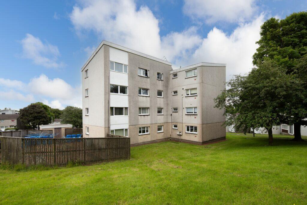 1 bedroom flat for sale in Glen Nevis, East Kilbride, G74