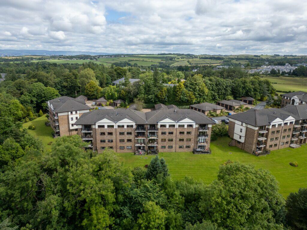3 bedroom apartment for sale in Ravenscourt, Thorntonhall, G74