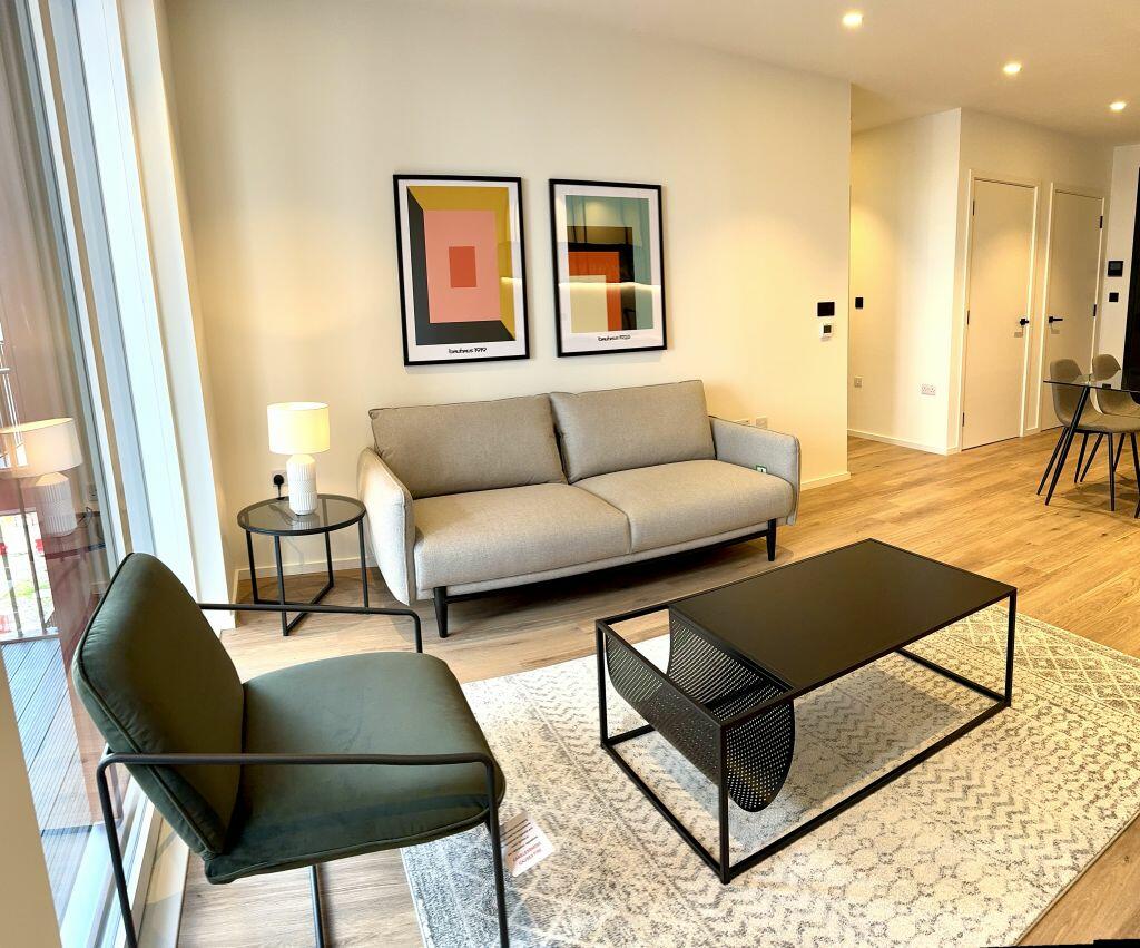 1 bedroom flat for rent in Iris House, Hemlock Street, London, E14