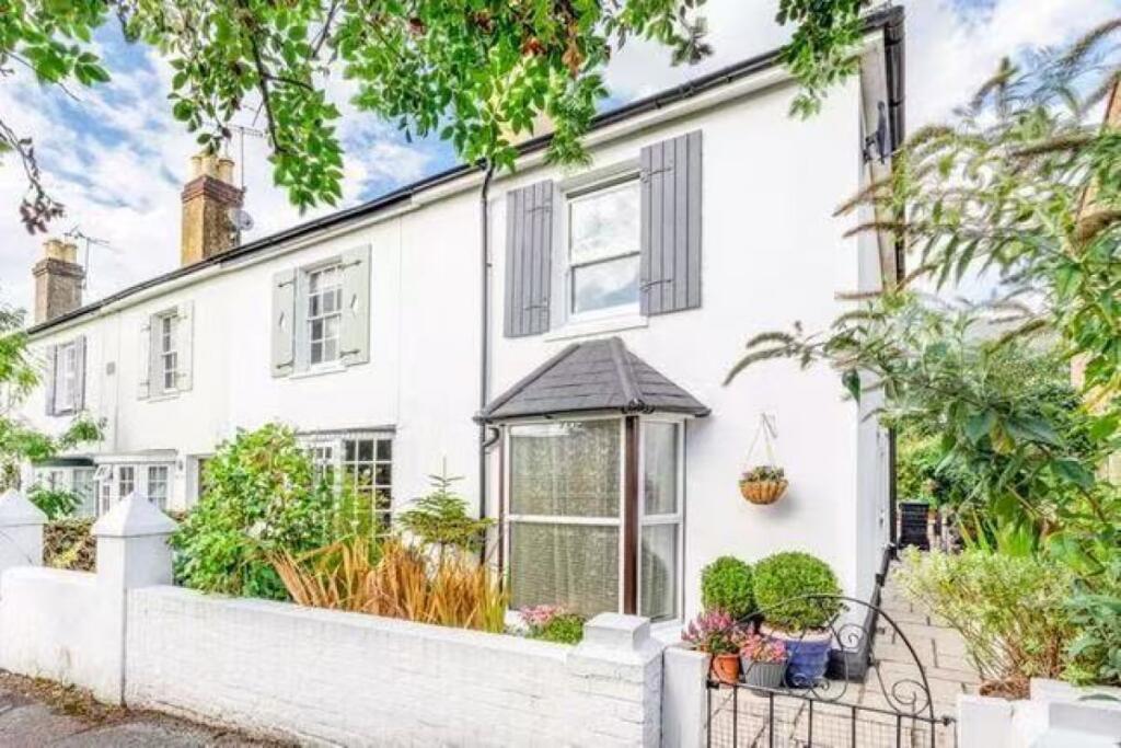 Main image of property: Church Walk Leatherhead KT22