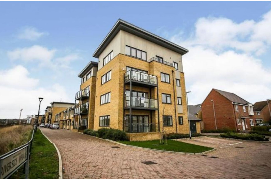 Main image of property: Riverside Wharf, Dartford, DA1