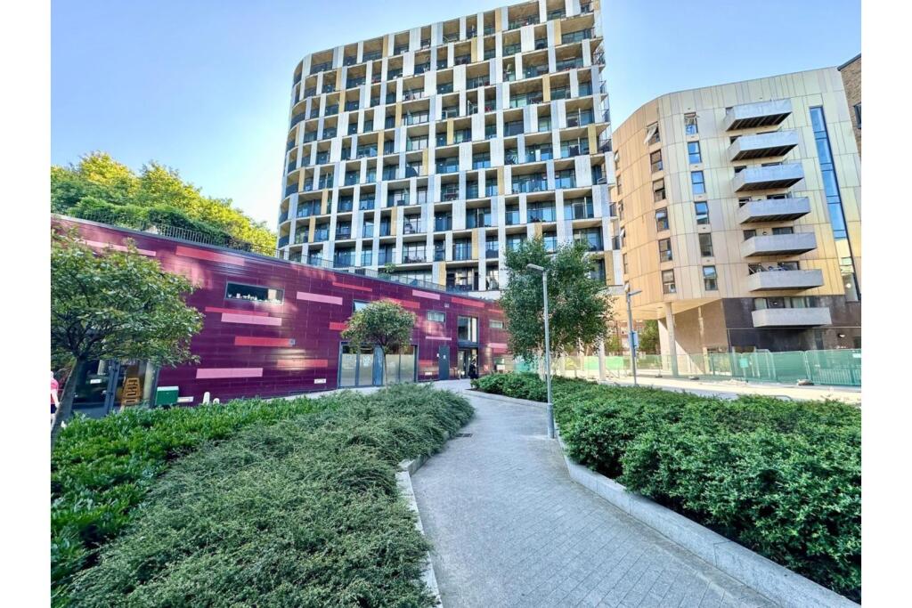 Main image of property: Dalston Lane, London, E8